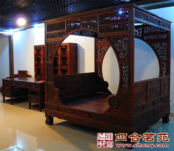 裝飾精致設計考究的古樸架子床 古典中式紅木家具